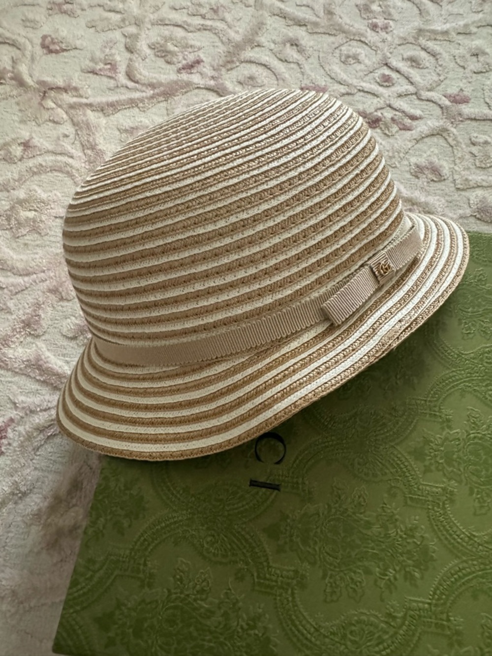 Gucci Beige and White Striped Kids Sun Hat